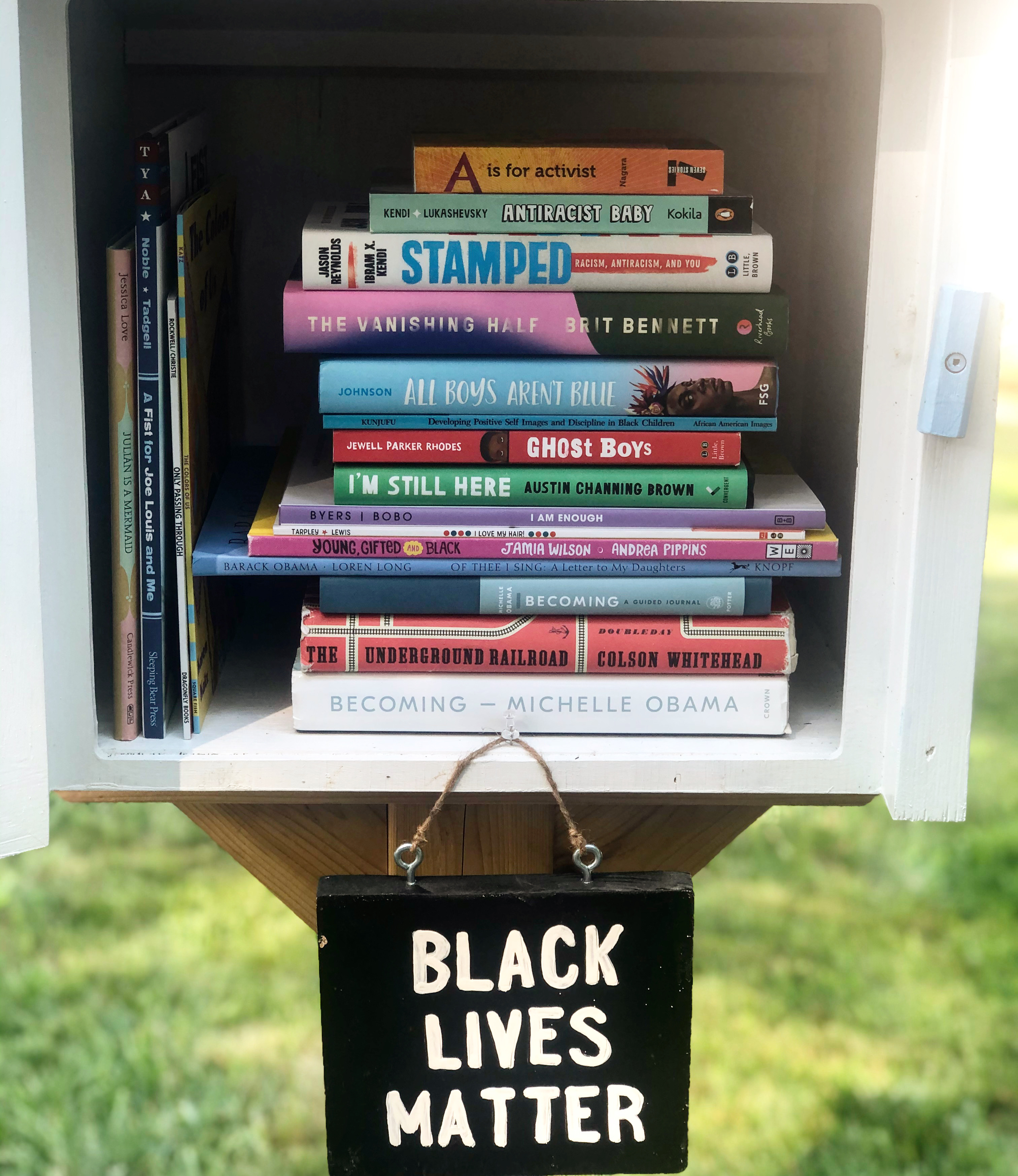 NYC School Counselor Launches Little Free Diverse Libraries During Pandemic